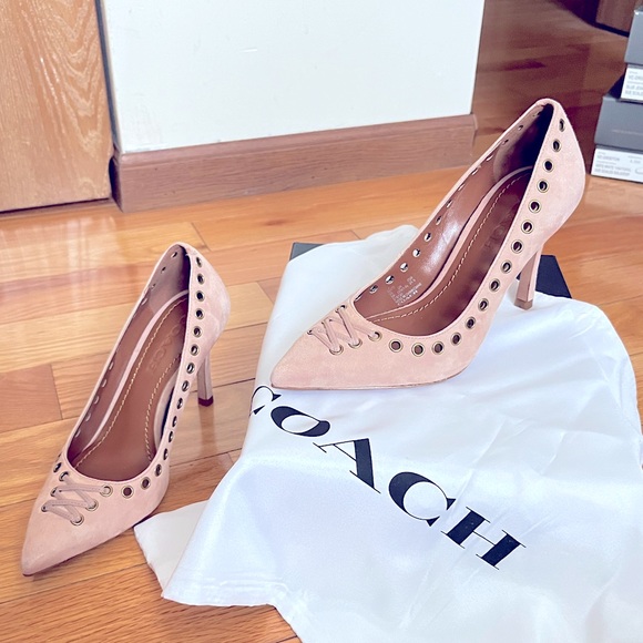 Coach Varick Grommet Pumps Size 5 Blush Pink - Picture 1 of 6
